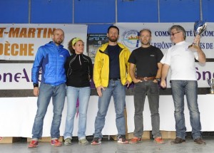C9 sur le podium